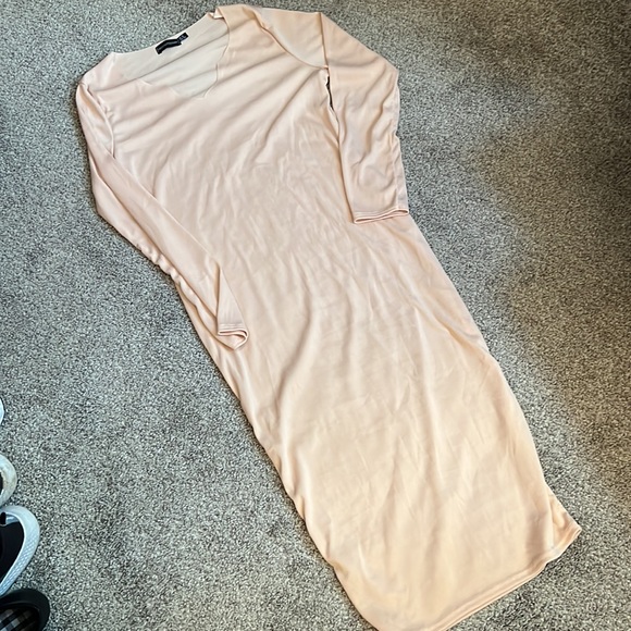 Pretty Little Thing Ribbed Dress - Picture 3 of 4